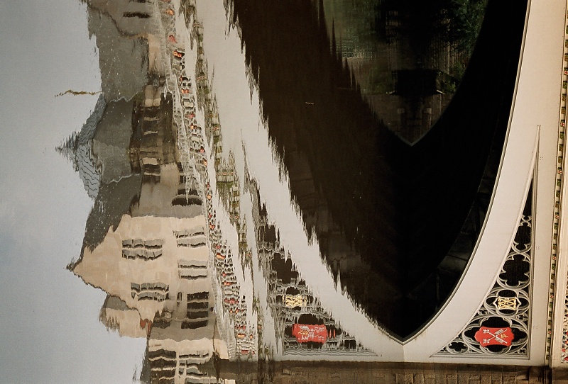 r005-030.jpg